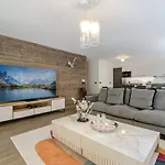 Bel Moderne Avec Sauna Et Parking A - Fr-1-343-246 * 샤모니